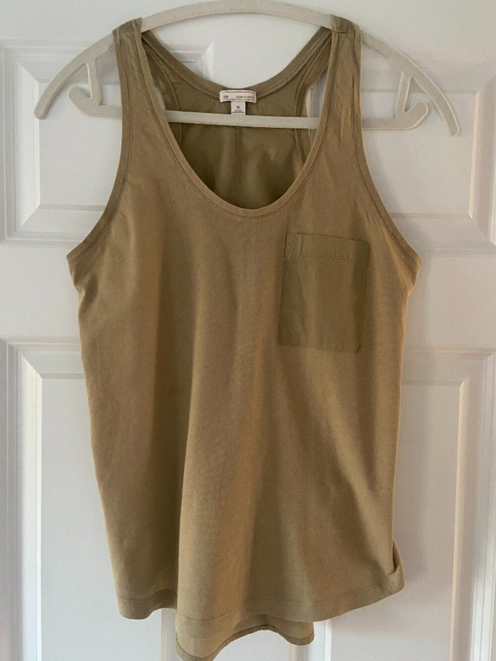 Gap Sage Green Tank Top with Pocket Size XS Like New Condition